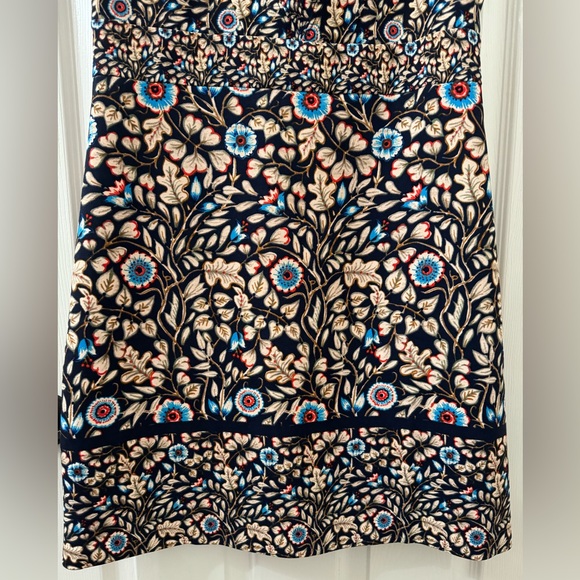 SOLD 💙 Anthropologie Mauve Floral Pattern With Blue Background Dress - Size 10 - Picture 3 of 12